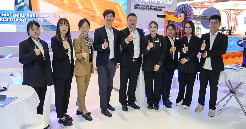 Фотография команды текстильного оборудования SUNTECH